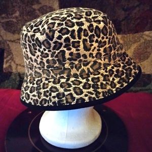 Reversible Animal Print Bucket Hat